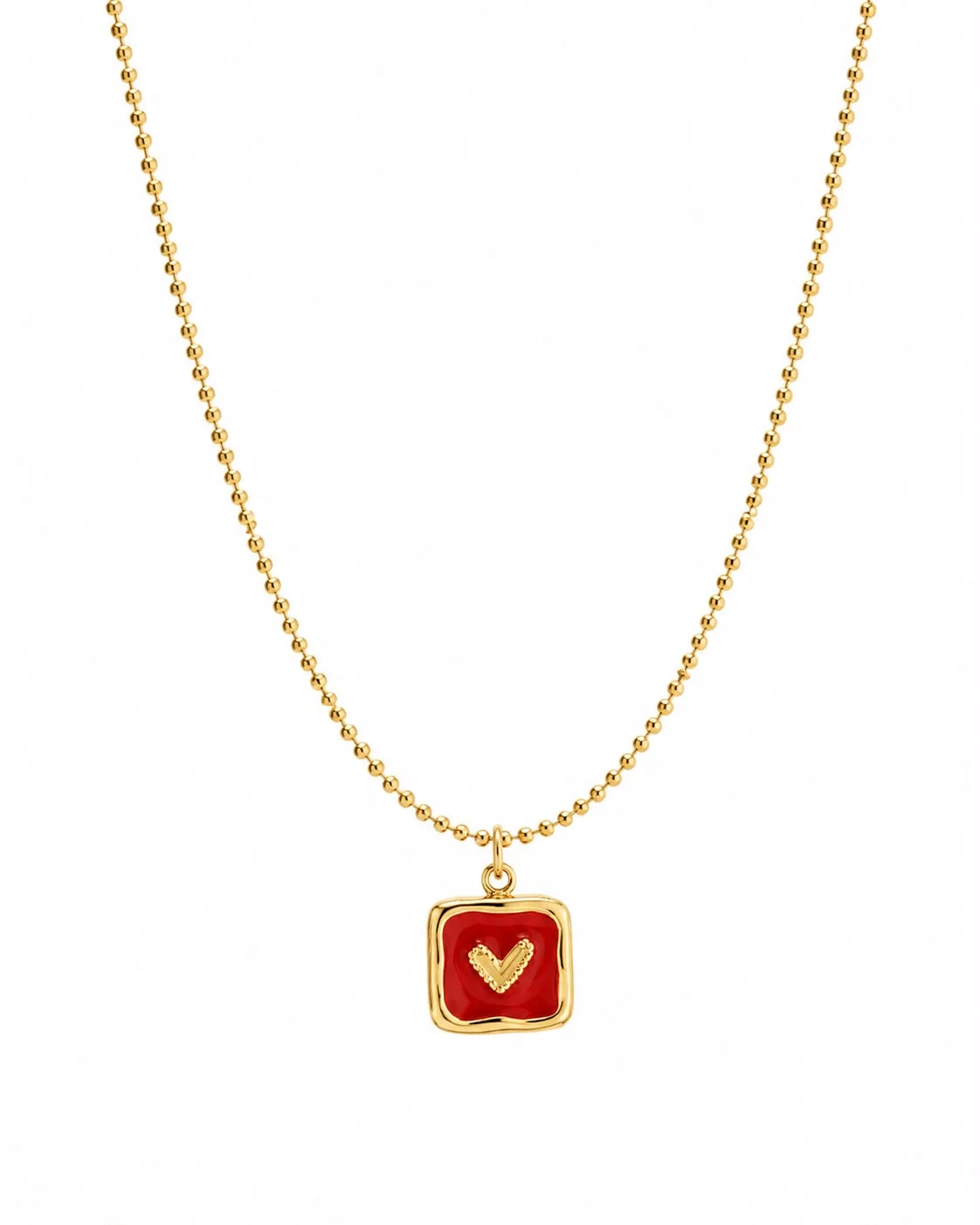 Collar carta de amor fondo rojo