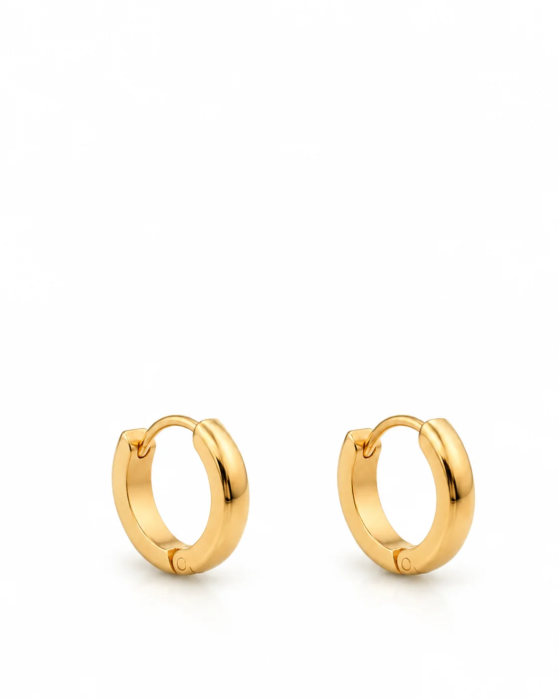 Aretes redondos simples dorados