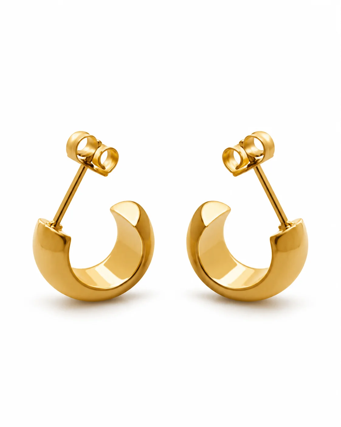 Aretes mini en forma de C dorados